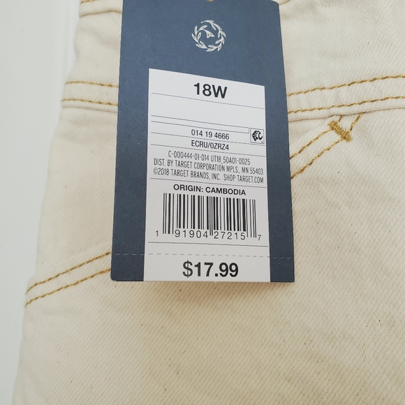 Denim Shorts - Picture 3 of 3